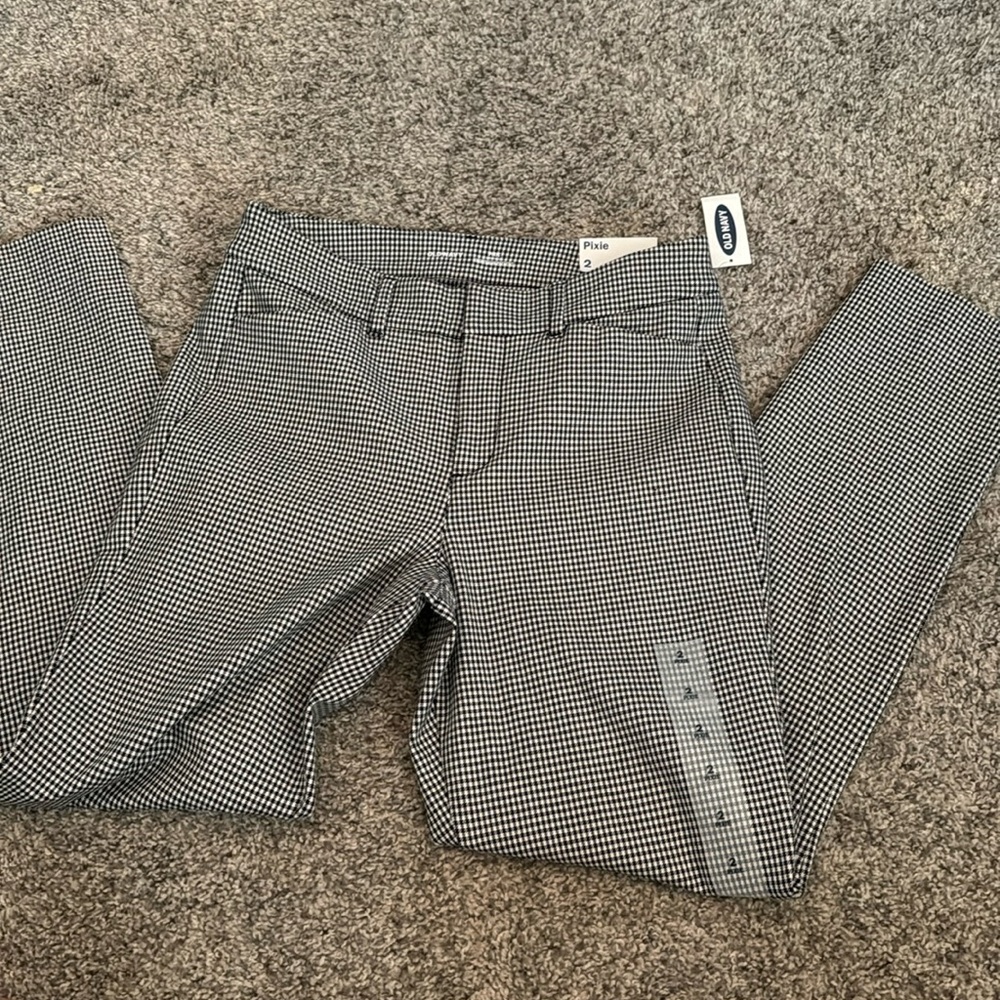 NWT OLD NAVY PANTS SIZE 2 PIXIE BRAND NEW